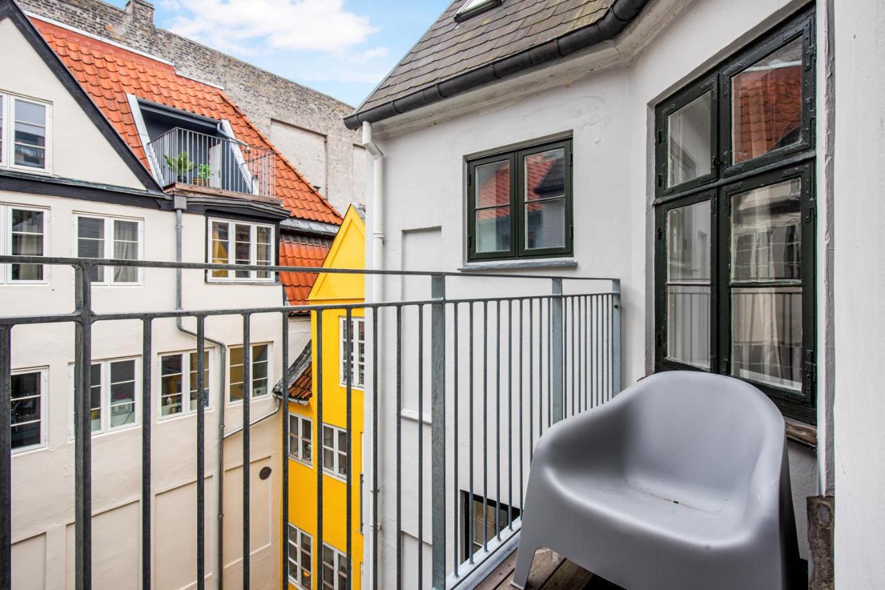 Sanders Regent - Chic Three-Bedroom Apartment Near Central Square Copenhagen Luaran gambar